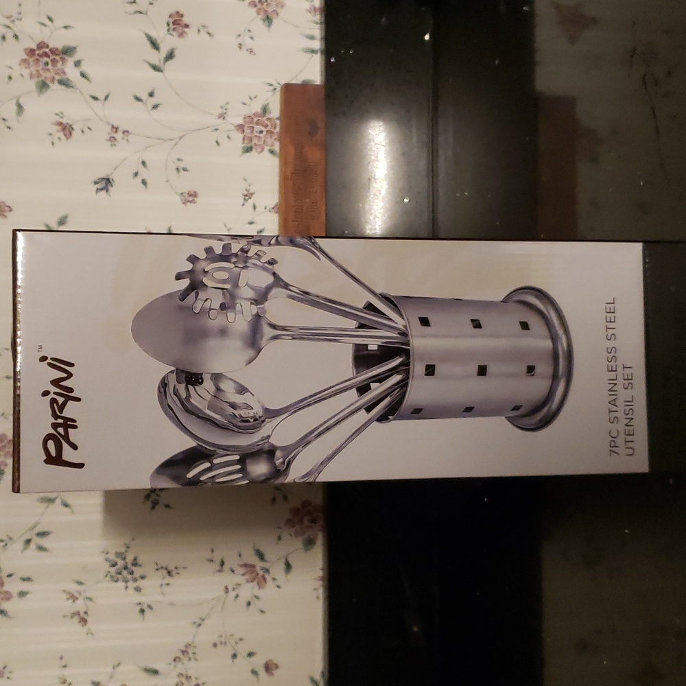 NIB Parini 7pc Stainless Steel Utensil Set